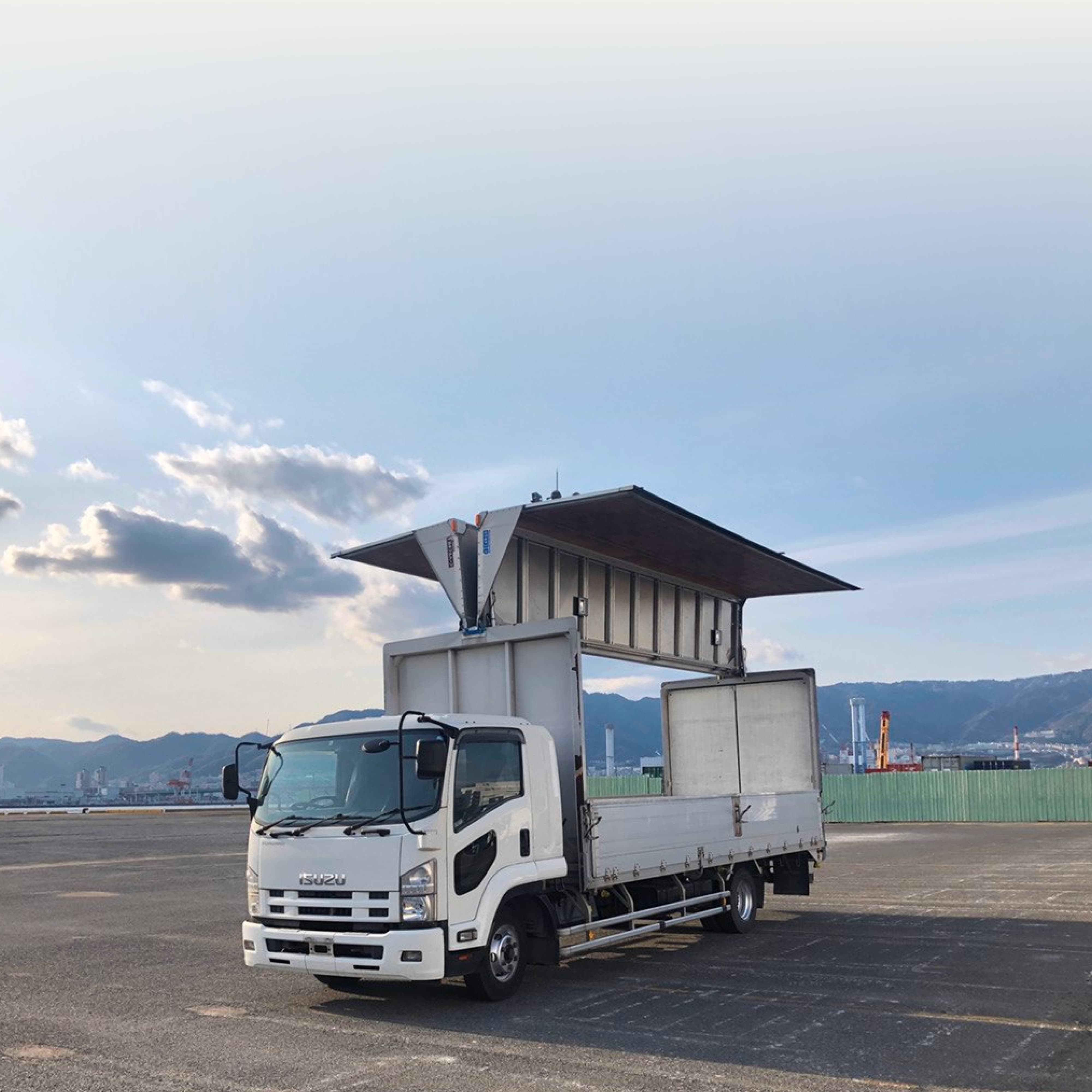 Truck & Bus
